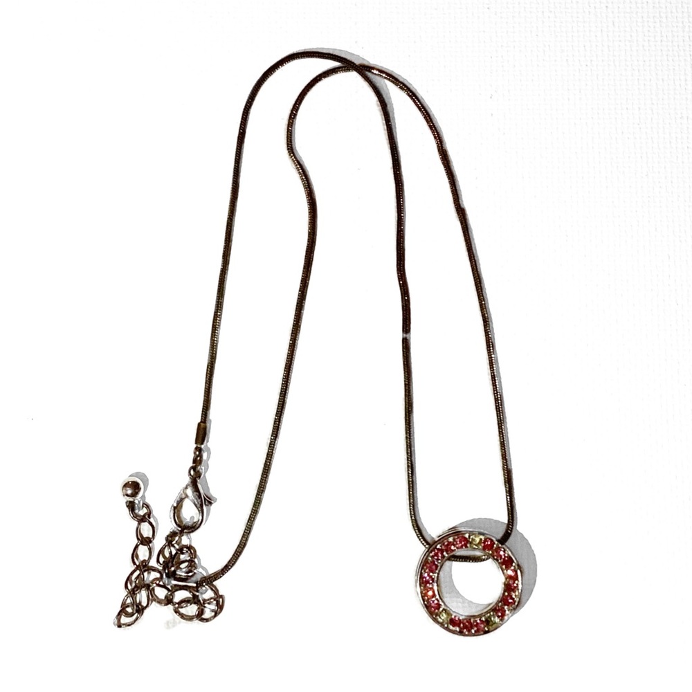 4/$15 🌻 Pink & Silver Sparkling Circle Pendant Necklace